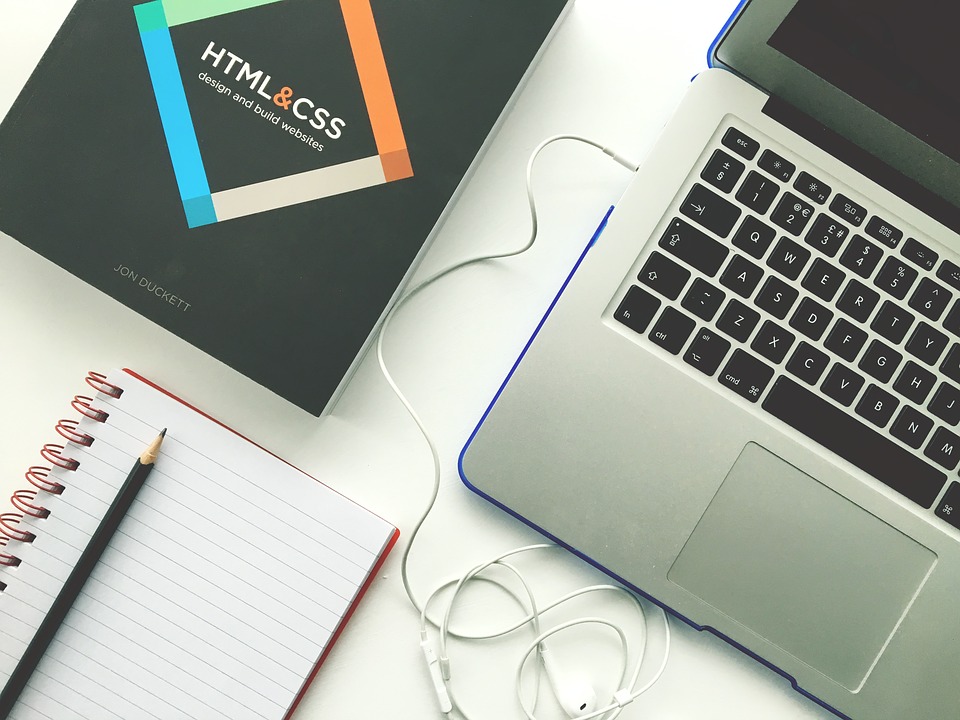 Comment trouver une bonne idée de site web rentable ?