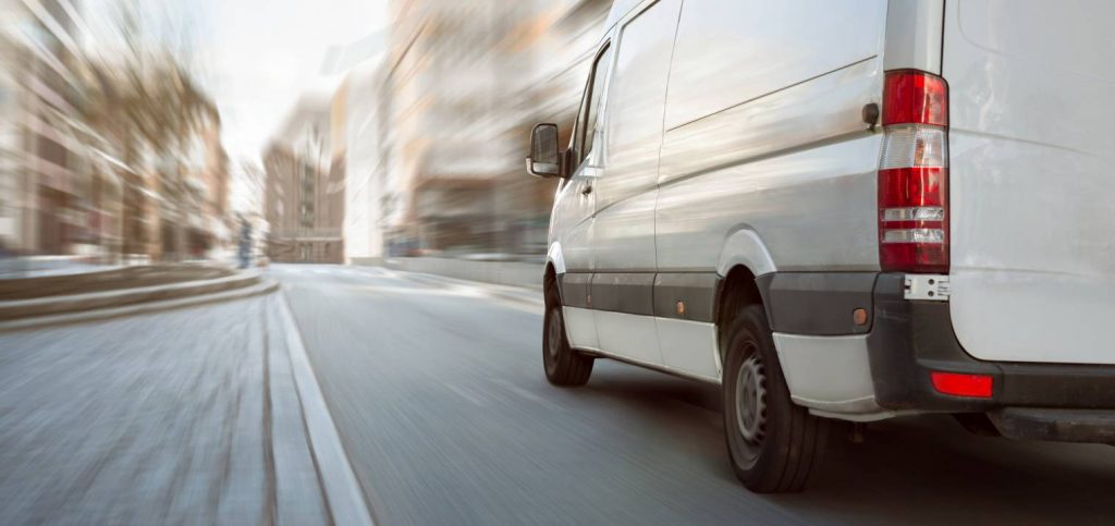 Location de camion : pourquoi y recourir pour son activité ?