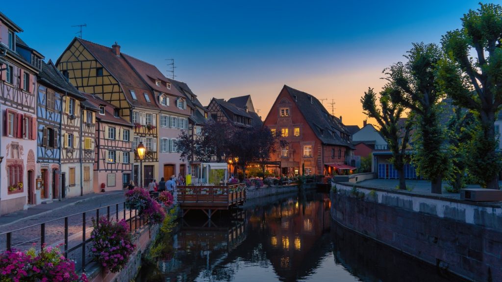 Bien préparer un voyage en France grâce aux sites web